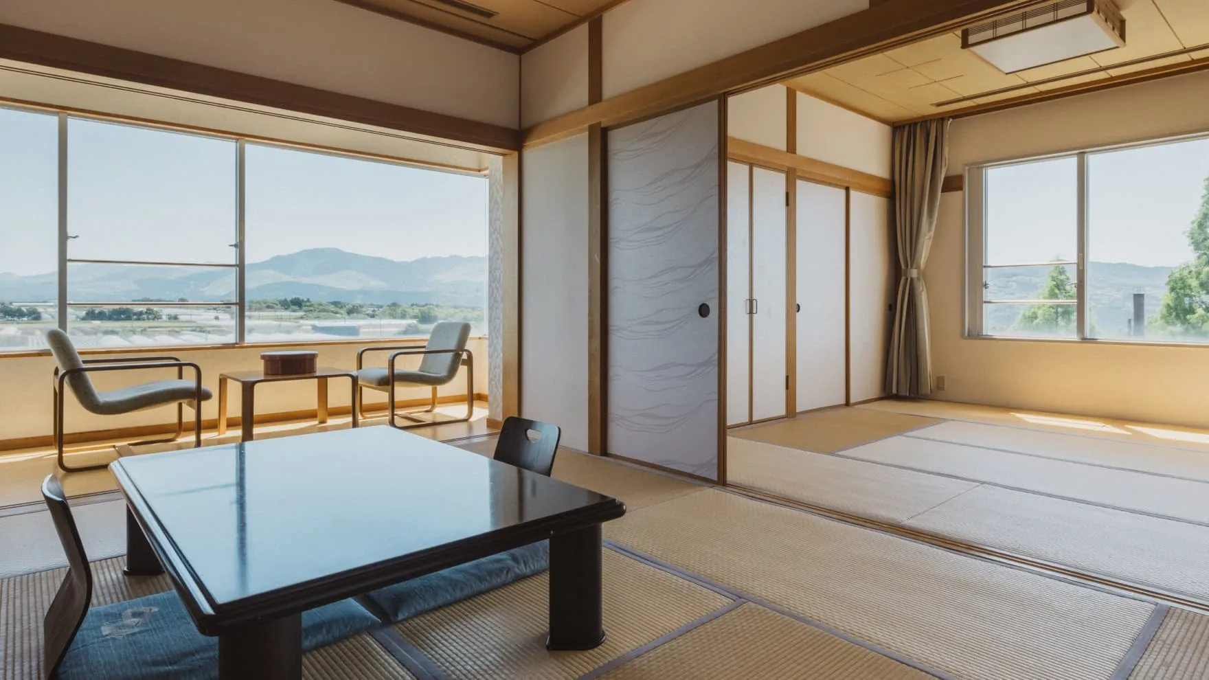 Interior of a Japanese-Style Suite
